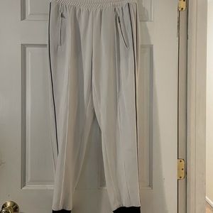 Zara Basic Size M White Elastic Waist Pants